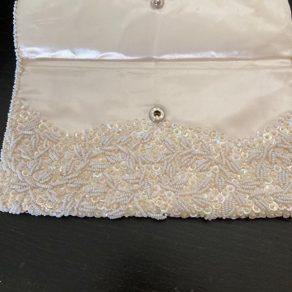 Beaded Clutch Purse - Picture 2 of 4